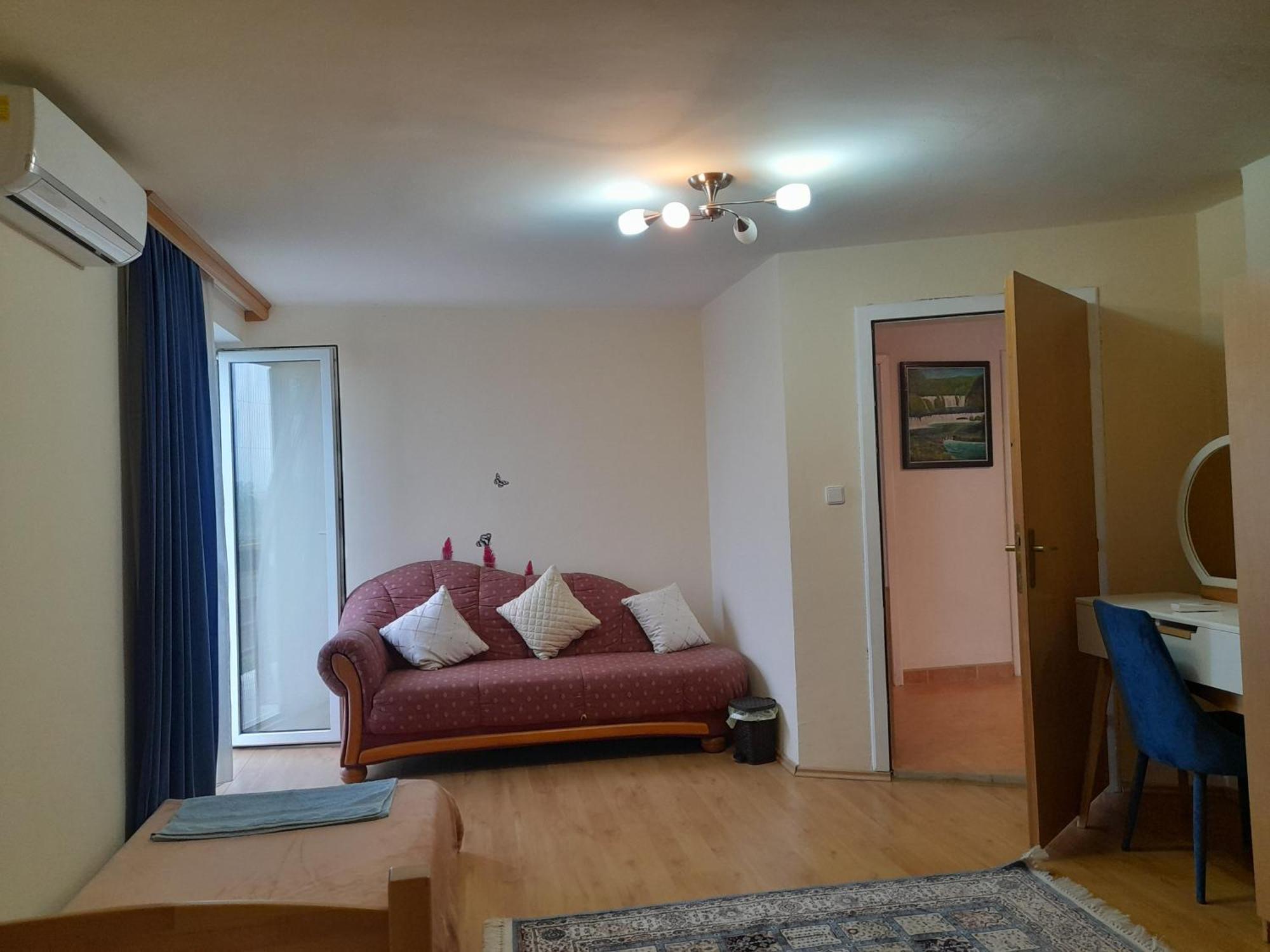 River Bank Apartments & Castle View Bihać Esterno foto
